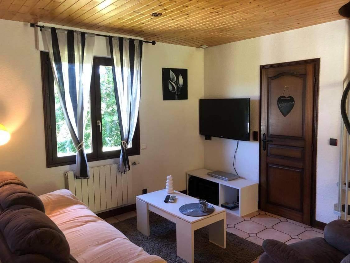 Ma Jolie Camyna Villa Ramonchamp Exterior photo